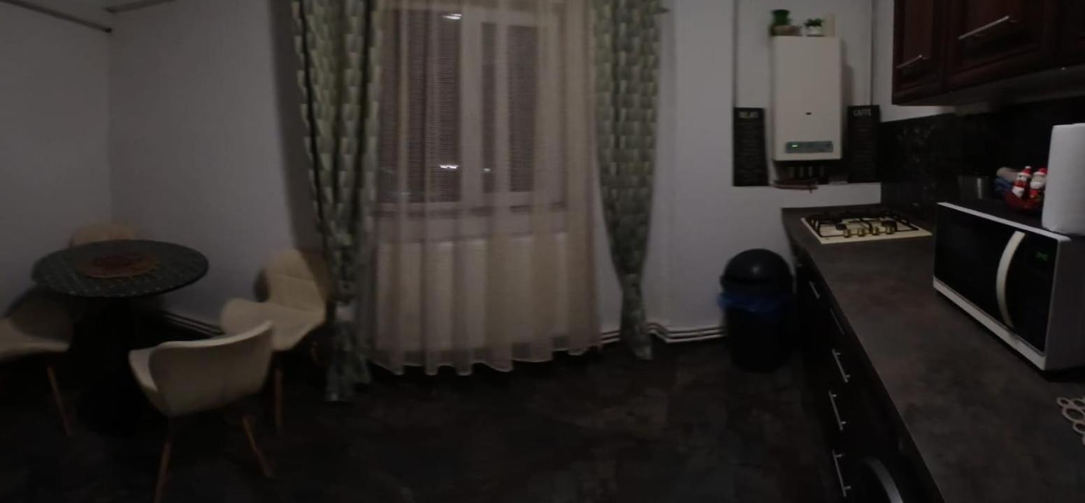 Alfredo Apartament Buzău Esterno foto
