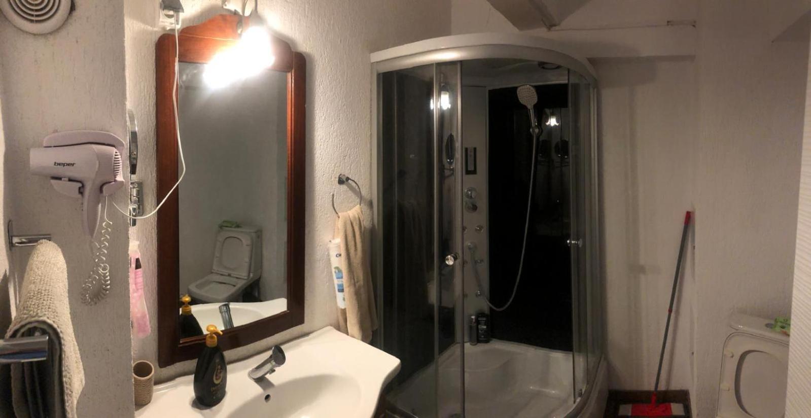 Alfredo Apartament Buzău Esterno foto