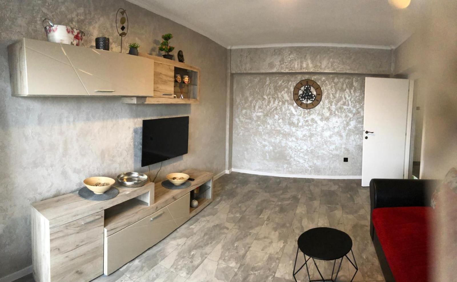 Alfredo Apartament Buzău Esterno foto